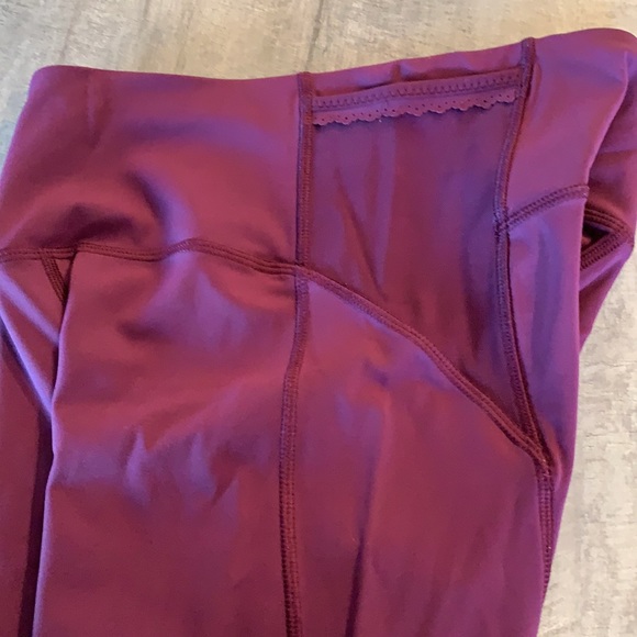 Lululemon Leggings - Picture 4 of 5